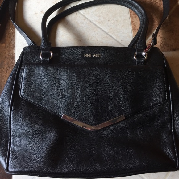Nine West Handbags - Nine West purse